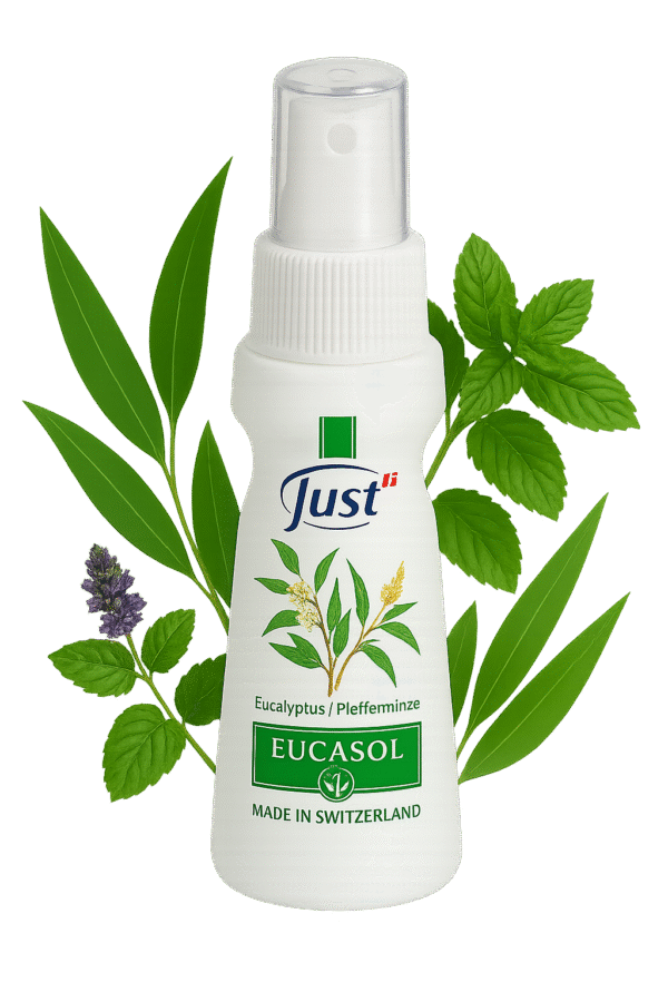 Eucasol je vysoce kvalitní eukalyptový sprej s vyváženou hladinou esenciálních olejů, určený pro inhalaci, přidání do koupele a osvěžení vzduchu či ložního prádla. Díky unikátní kombinaci přírodních složek poskytuje příjemnou a čistou vůni bez syntetických přísad.